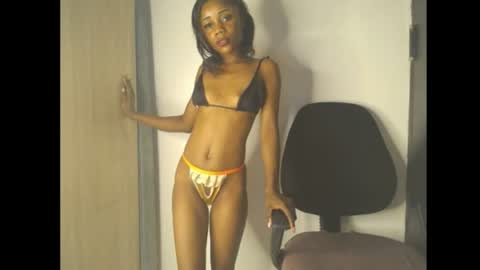 Snapshot of ellababy8 chatting on 07-05-26, 05:25 ella online show from 07-05-26, 05:25
