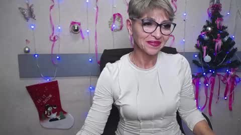 EllaBonito online show from 12-24-24, 04:30