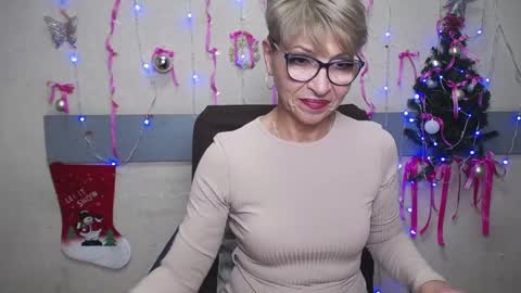 EllaBonito online show from 01-12-25, 09:30