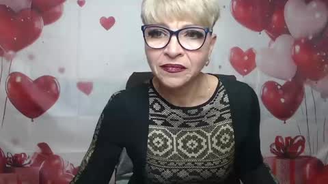 Snapshot of ellabonito chatting on 05-07-26, 05:57 EllaBonito online show from 05-07-26, 05:57