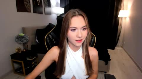 ellacurtis online show from 03-06-26, 06:15