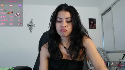 Snapshot of ellajonz chatting on 06-14-26, 10:45 Ella Amoneth online show from 06-14-26, 10:45