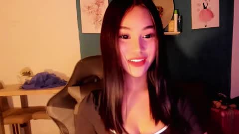 ella online show from 03-09-25, 07:15