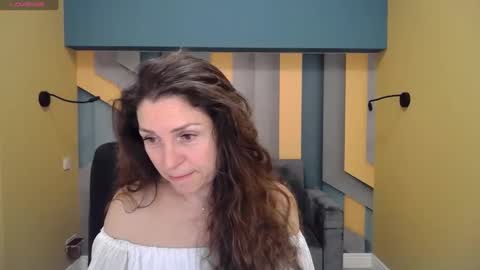 EllaLongs online show from 12-14-24, 12:44