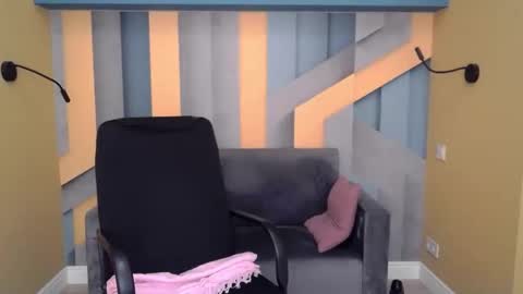 EllaLongs online show from 10-18-25, 11:33