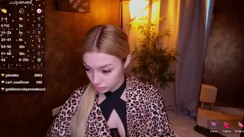 ellamilla online show from 01-22-25, 05:48
