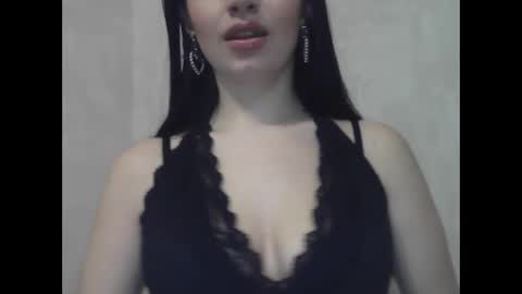 elle010843 online show from 02-12-25, 08:38