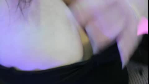 Snapshot of elle4you chatting on 02-27-25, 11:04 ELLE online show from 02-27-25, 11:04