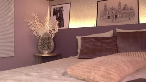 Elle Diane online show from 01-31-25, 06:57