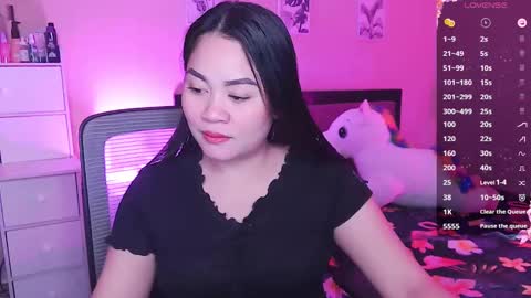 Snapshot of elleelle123 chatting on 01-04-25, 01:52 Ann online show from 01-04-25, 01:52