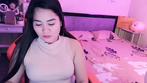 Snapshot of elleelle123 chatting on 10-02-25, 01:40 Ann online show from 10-02-25, 01:40