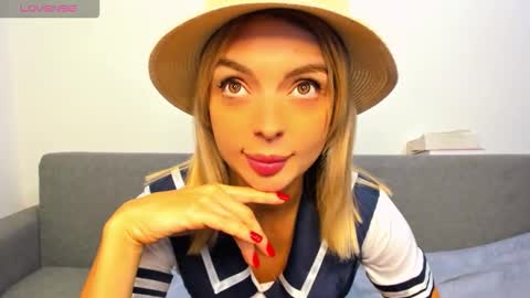 ellen_flow online show from 10-10-25, 09:47