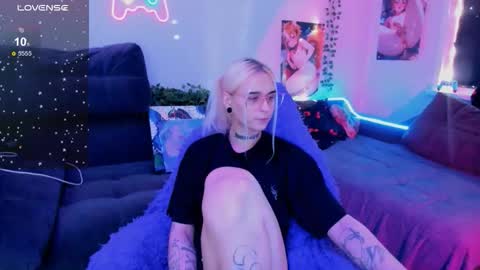 Ellie online show from 11-16-25, 06:30