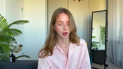 Ellie  --- Ill see you either on Friday or Saturday and definitely on Sunday  online show from 09-29-25, 12:32