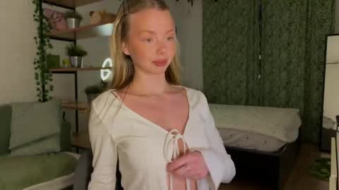 Ellie  --- Ill see you either on Friday or Saturday and definitely on Sunday  online show from 03-23-26, 05:17