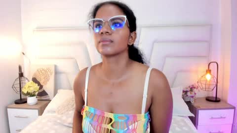  Ellie   online show from 01-22-25, 03:07