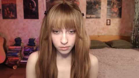 ellie_friendly online show from 03-21-26, 11:37