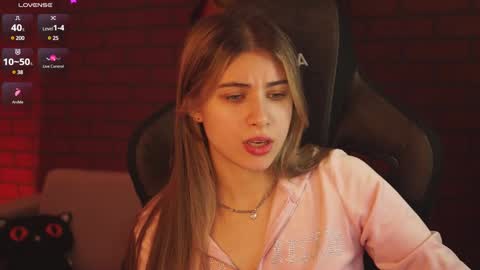 Snapshot of elliecutes chatting on 01-31-25, 07:07 elliecutes online show from 01-31-25, 07:07