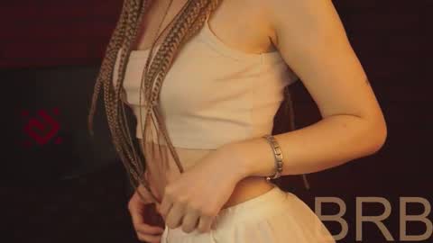 Snapshot of elliecutes chatting on 02-09-25, 11:47 elliecutes online show from 02-09-25, 11:47