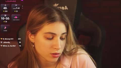 Snapshot of elliecutes chatting on 02-20-25, 02:46 elliecutes online show from 02-20-25, 02:46