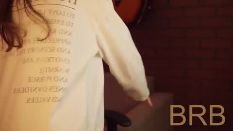 Snapshot of elliecutes chatting on 02-22-25, 05:35 elliecutes online show from 02-22-25, 05:35