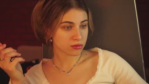 Snapshot of elliecutes chatting on 02-26-25, 05:20 elliecutes online show from 02-26-25, 05:20