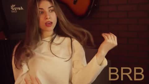 Snapshot of elliecutes chatting on 02-26-25, 08:26 elliecutes online show from 02-26-25, 08:26