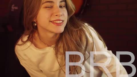 Snapshot of elliecutes chatting on 03-10-25, 02:06 elliecutes online show from 03-10-25, 02:06