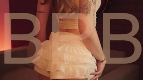 Snapshot of elliecutes chatting on 09-16-25, 07:42 elliecutes online show from 09-16-25, 07:42