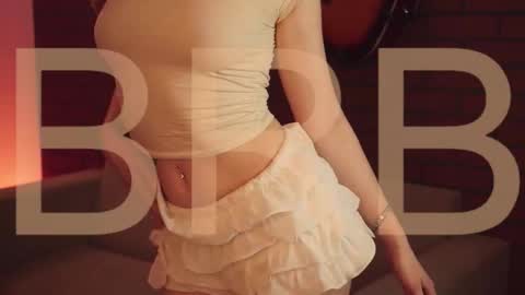 Snapshot of elliecutes chatting on 10-03-25, 08:22 elliecutes online show from 10-03-25, 08:22