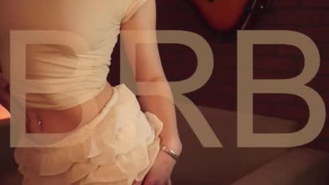 Snapshot of elliecutes chatting on 10-05-25, 08:01 elliecutes online show from 10-05-25, 08:01