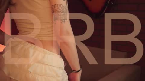 Snapshot of elliecutes chatting on 10-28-25, 07:56 elliecutes online show from 10-28-25, 07:56