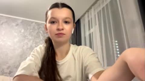 Snapshot of ellieschuffert chatting on 12-02-25, 04:02 Ellie online show from 12-02-25, 04:02