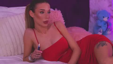 EllinaNuria online show from 03-10-26, 08:14