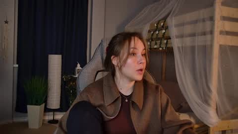 Snapshot of ellinvale chatting on 05-31-26, 06:53 Elin online show from 05-31-26, 06:53
