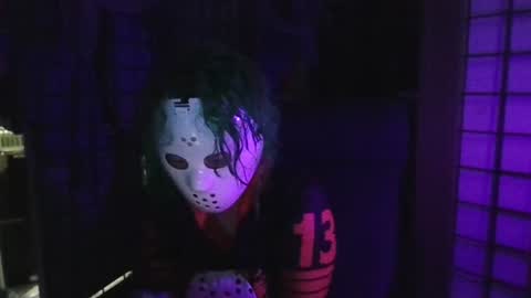 Snapshot of elliohh chatting on 04-15-26, 11:05 Elliohh online show from 04-15-26, 11:05