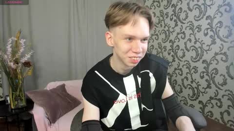 Snapshot of elliot_mars_ chatting on 09-30-25, 05:29 elliot_mars_ online show from 09-30-25, 05:29