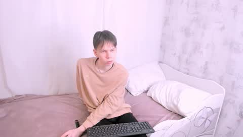 elliot_mars_ online show from 01-12-26, 06:57