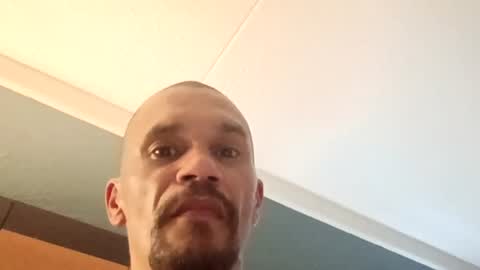 Snapshot of elliotbethea6 chatting on 06-21-26, 05:54 elliotbethea6 online show from 06-21-26, 05:54