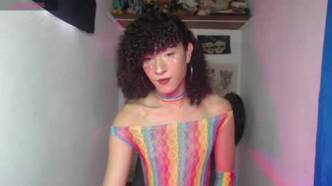 Snapshot of ellis_flowers chatting on 05-06-26, 07:08 . online show from 05-06-26, 07:08