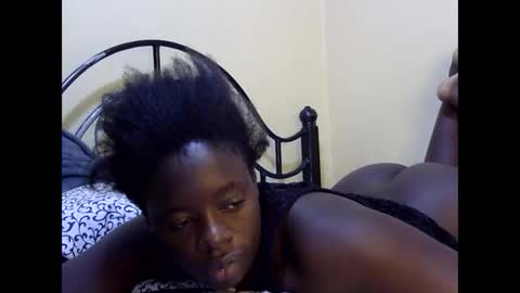 ellisa9 online show from 10-16-25, 12:22