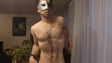 Snapshot of elllli_xxx chatting on 06-18-26, 12:44 Eli K online show from 06-18-26, 12:44