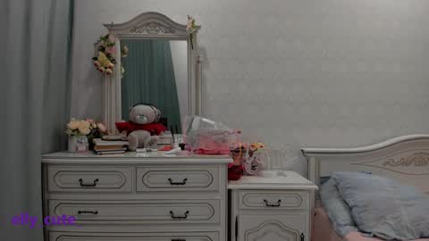 Elly Cute  online show from 12-03-24, 02:58