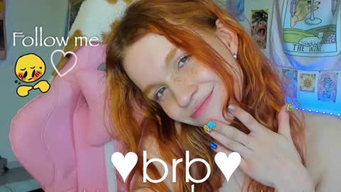 Snapshot of elly_milas chatting on 01-11-26, 08:19 Elly Fansly online show from 01-11-26, 08:19