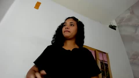 Snapshot of ellybloom chatting on 07-05-26, 01:51 ellybloom online show from 07-05-26, 01:51