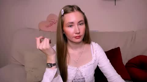 Elly online show from 11-22-25, 03:05