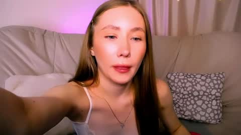  Elly  online show from 04-18-26, 03:10