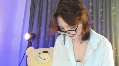 Snapshot of ellyford chatting on 01-01-25, 08:26 Elly online show from 01-01-25, 08:26