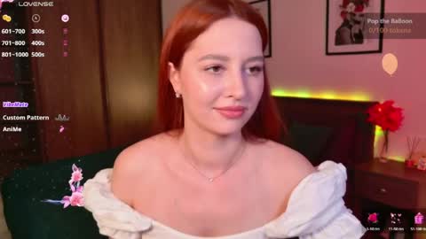 Snapshot of ellypeach chatting on 05-22-26, 01:39 EllyPeach online show from 05-22-26, 01:39