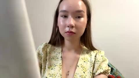 Snapshot of ellystea chatting on 07-11-26, 06:05 Elly online show from 07-11-26, 06:05